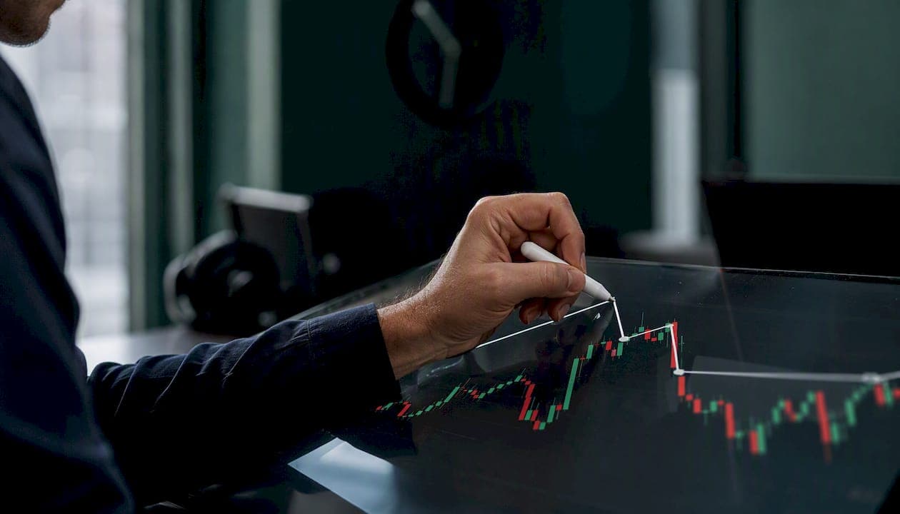 Trend Lines Explained for Traders and Analysts